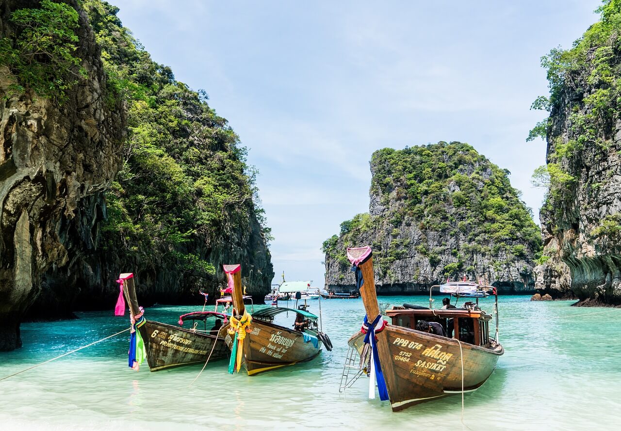 phi phi islands low cost